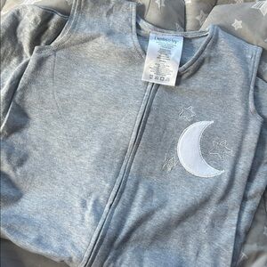 NEW Lambs & Ivy Gray Baby Sleep Sack with Moon and Stars (small 0-6 month)